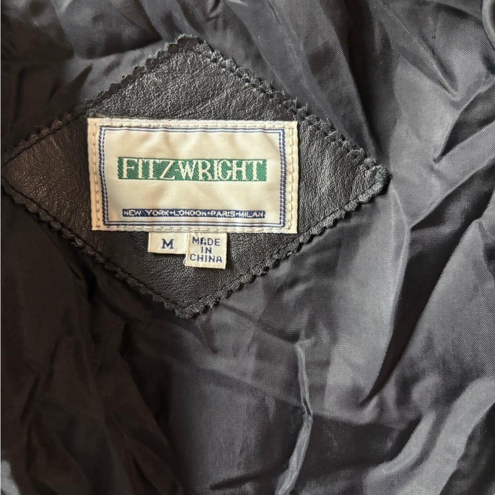 Fits and Wright big Chic Black Leather Coat - Picture 10 of 10